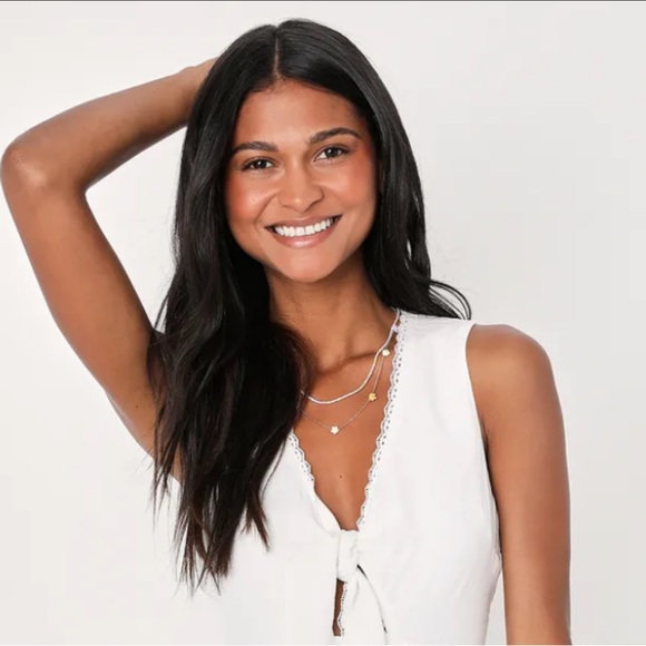 Lulus Dresses & Skirts - Lulus white tie front short dress